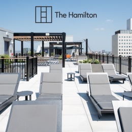 Take in stunning skyline views from our rooftop lounge chairs - your new favorite spot. 😉 Take in stunning skyline views from our rooftop lounge chairs - your new favorite spot. 😉