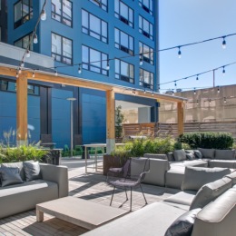 Our outdoor courtyard is your urban oasis in Philly - complete with comfy lounge areas and BBQ grills. 🏙️ Our outdoor courtyard is your urban oasis in Philly - complete with comfy lounge areas and BBQ grills. 🏙️