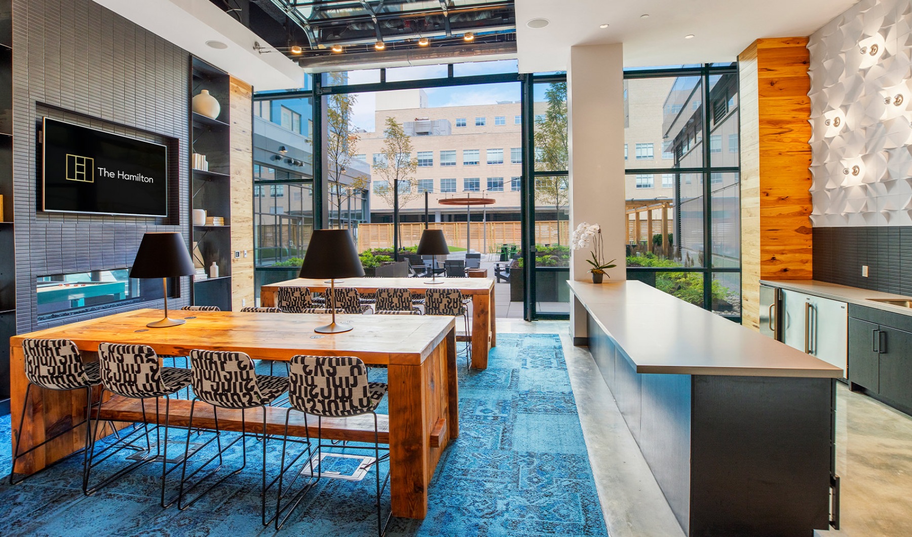 Apartments in Center City, Philadelphia The Hamilton